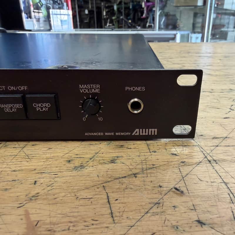 Used Yamaha TX1P Piano Tone Generator Rack Effect Made in Japan