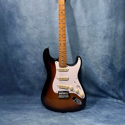 Fender Vintera '50s Stratocaster Modified with Maple Fretboard 2021 - 2-Color Sunburst image 3