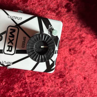 MXR EVH90SE Phase 90 35th Anniversary 2010s - Black/White image 7