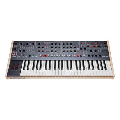 Sequential Trigon-6 Polyphonic Analogue Synth (Keyboard) image 9