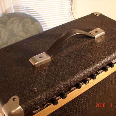 Crate CR112 Combo Guitar Amplifier image 7