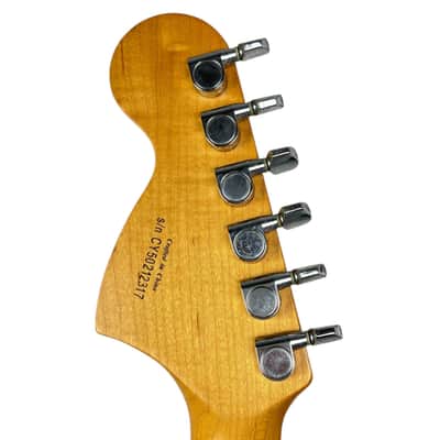 Squier by Fender Jagmaster 2005 - Sunburst image 10