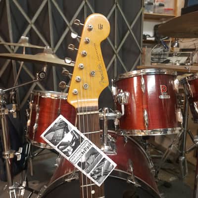 Fender Stratocaster Special Edition 2009 - Olympic White Plus upgrades image 3