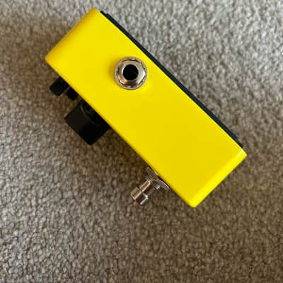 Donner Yellow Fall Analog Delay 2010s - Yellow image 6