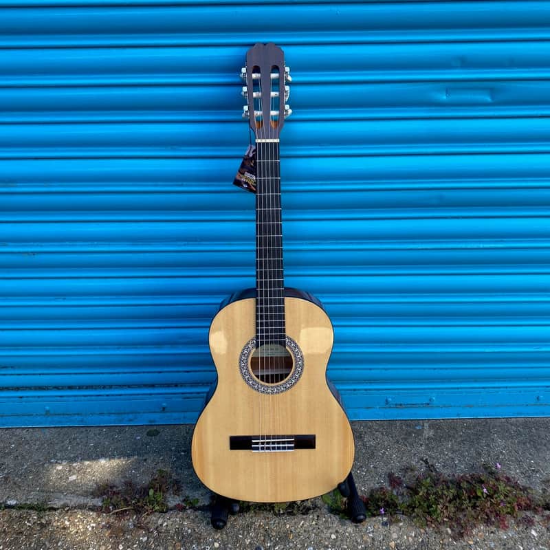 B&M Admira Alba Classical Guitar - 3/4 size Classic