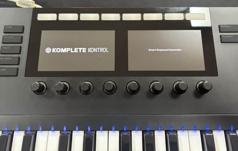 Native Instruments Komplete Kontrol S61 MK2 61-key USB MIDI keyboard imagen 1