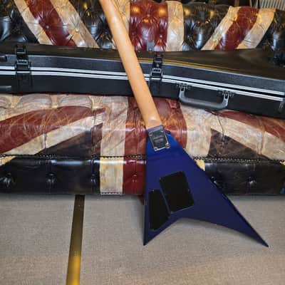 Jackson RR1 MADE IN USA RARE RR2 Bolt-On Randy Rhoads Flying V HH Kent Armstrong SKB Flight Case image 13