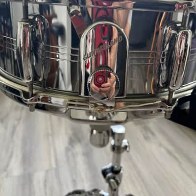 Slingerland No. 130 Gene Krupa Sound King 5x14" 8-Lug Chrome Over Brass Snare Drum with Zoomatic Strainer 1963 - 1977 - Chrome image 5