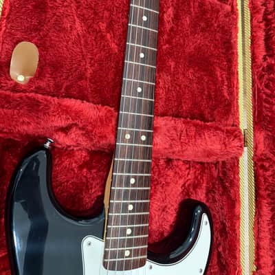 Fender Standard Roland Ready Stratocaster 1998 - 2005 - Black image 4