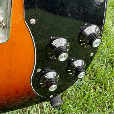 Fender Classic Series '72 Telecaster Custom with Rosewood Fretboard 2011 - 3-Color Sunburst image 7