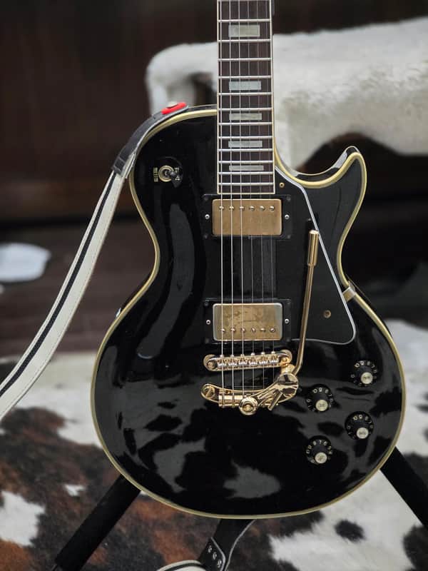 Greco EG Single Cutaway Custom 1981 - Ebony with Gold Hardware image 1