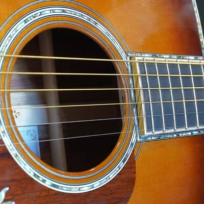 Martin CEO-10 2025 Ambertone image 6