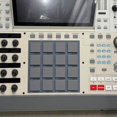 Akai MPC X Special Edition Standalone Sampler / Sequencer 2023 - Present - Grey image 6