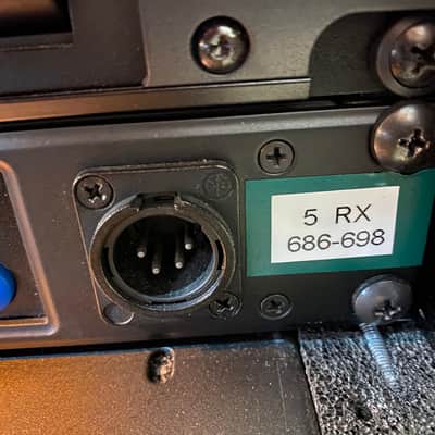 Telex RadioCom BTR80N-C5 + charging + packaging * not for use in the USA - must retune. image 5