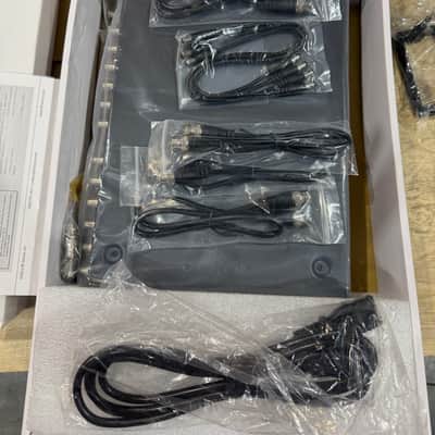 RFvenue RF Venue DISTRO4 Antenna Distribution System image 2