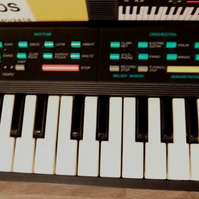 RARE, VINTAGE YAMAHA PORTASOUND PSS-30 ELECTRONIC KEYBOARD c1980s - GOOD, FULLY WORKING WITH BOX image 3