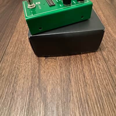 REVV G2 Overdrive V2 2025 - Green image 5
