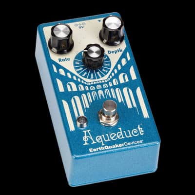 EarthQuaker Devices Aqueduct Vibrato Guitar Effect Pedal image 3