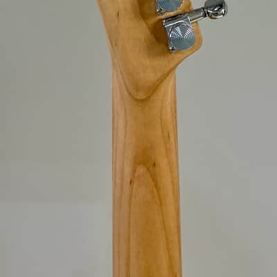 Reverend Charger 290  -  Sandstone image 7