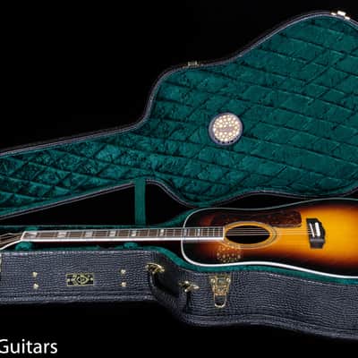 Guild D-55E Antique Burst (942) image 7