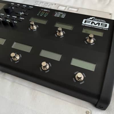 Fractal Audio FM9 Mark II FX Turbo with Protecting Shields image 4