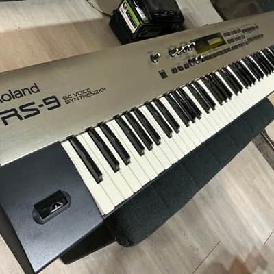 Roland RS-9 88-Key 64-Voice Synthesizer 2001 - 2003 - Brushed Aluminum