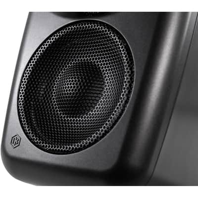 IK Multimedia iLoud MTM MKII Studio Monitors Black (Pair) - ARC mic included image 8