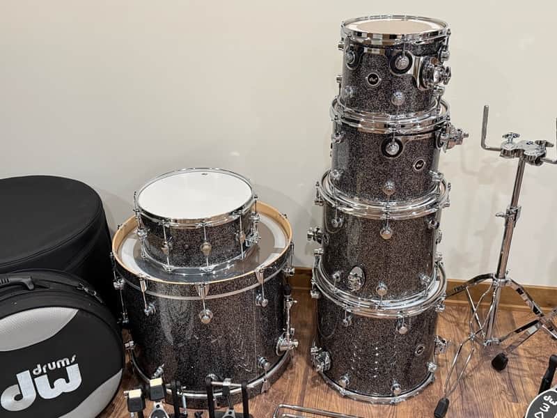 DW DWe 6 piece drum set 2024 - Black Galaxy image 1
