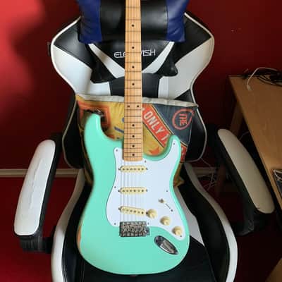 Fender Stratocaster Vintera 2020 - Surf Green Road Worn image 3