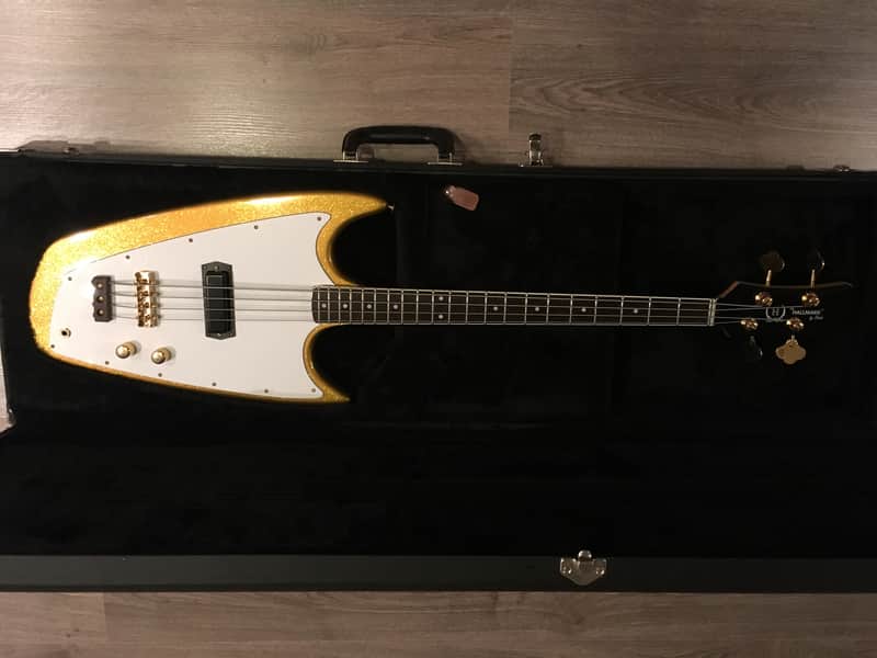 Hallmark  Swept-Wing Gold Sparkle Bass image 1