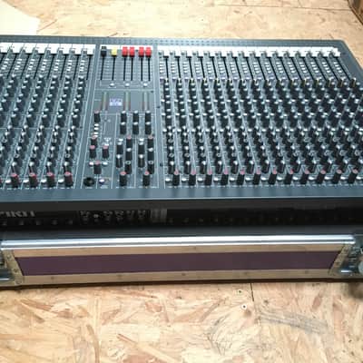Soundcraft LX7 32 Mixer image 11