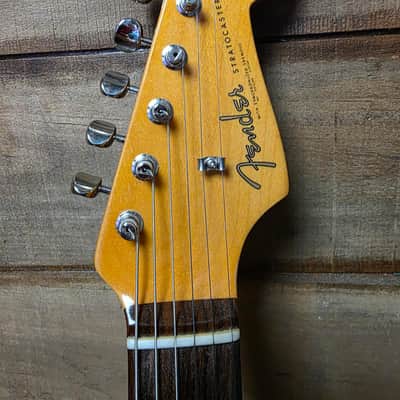 Fender American Vintage II 1961 Stratocaster (Pre-Owned) - 3-Color Sunburst w/ Case image 8