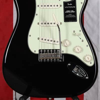 Fender Vintera III Early '60s Stratocaster - Black image 2