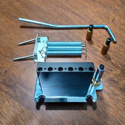 Wilkinson WVS130/2P Bridge Tremolo Locking Saddles - Chrome image 4