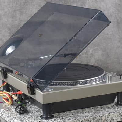 Technics SL-1200 First Model Direct Drive Player System In Very Good Condition image 19