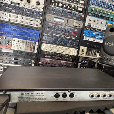 E-MU Systems Morpheus 32-Voice Z-Plane Synthesizer 1993 Sound Module //ARMENS/ image 5