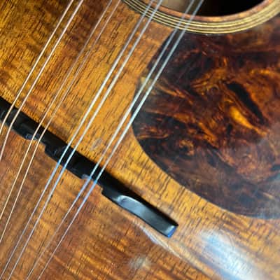 1918 C.F. Martin A-K Flamed KOA Mandolin with case image 5