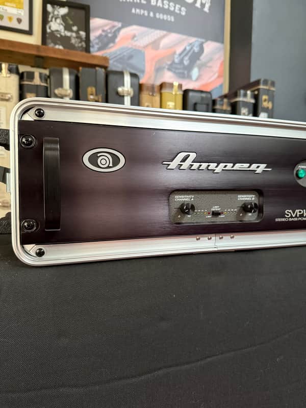 Ampeg SVP-1600 Bass Power Amp image 1