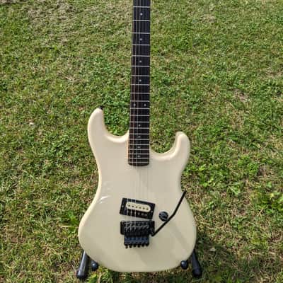 Kramer Baretta 1984 - Cream vintage image 2