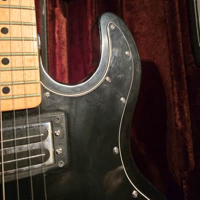 Peavey T-60 with Maple Fretboard 1978 - 1988 Black W/OHSC image 6