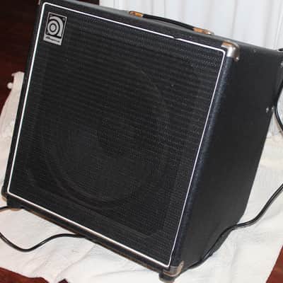 Amp BA-115 100 watt bass amp with 15" speaker image 3