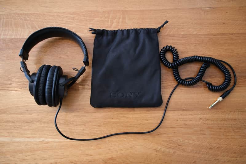 Sony MDR-7506 Studio Headphones 2010s - Black image 1