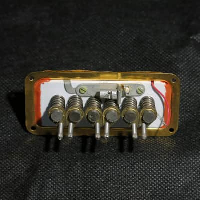 DeArmond Rowe Dynasonic Pickup, gold - 1950s * NEW OLD STOCK * image 4
