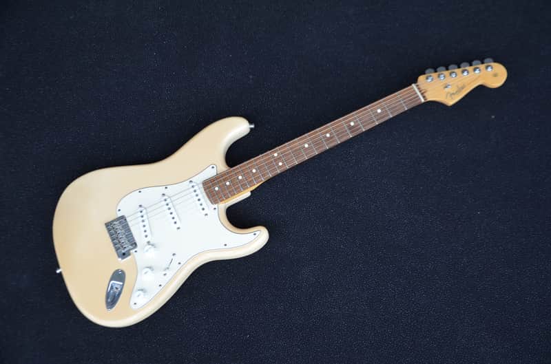 Fender American Standard Stratocaster made in USA 2008*all original/one owner*very fine guitar that sounds/plays/looks really great*nicely aged olympic white*frets are 100%* image 1