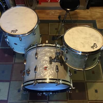 Tempro 3pc Drum Set 1960's White Marine Pearl image 2