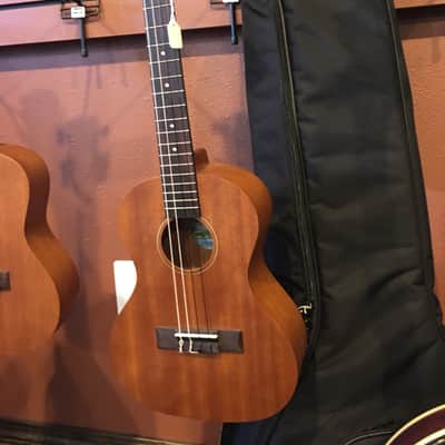 Diamond Head DU-200T Tenor Ukulele
