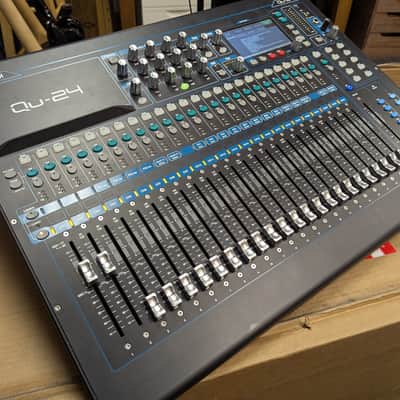Allen & Heath QU-24C Chrome Edition 24-Channel Digital Mixer 2010s - Black image 1