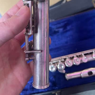 King Cleveland 610 Flute w/ Hard Case Blue Lining (parts/ repairable) image 14