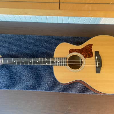 Taylor 414 image 4