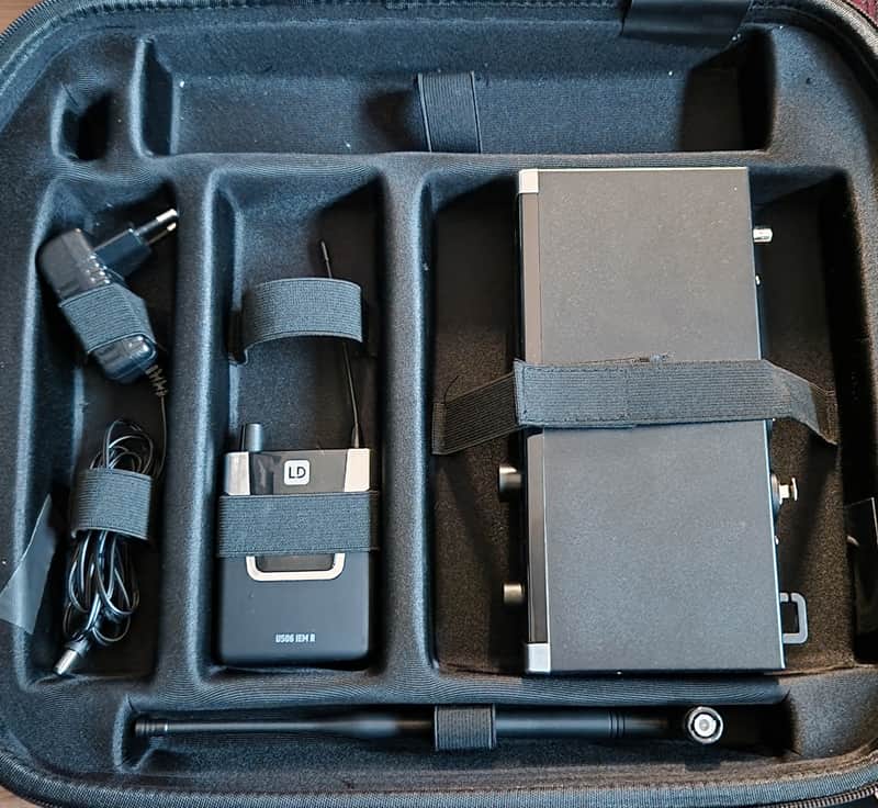 LD Systems U506 IEM in-ear monitor system (655 - 679 MHz) with LD carry bag image 1